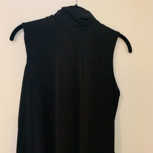 NWT Banana Republic Mock-Neck Top
